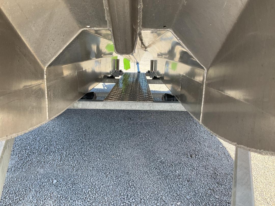 Photo '14' of 524F9 : 2023 Kingfisher 410 Minicat