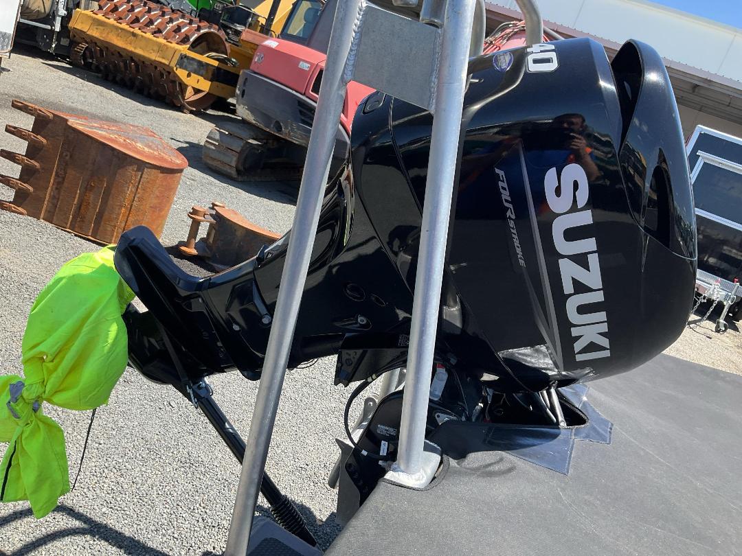 Photo '17' of 524F9 : 2023 Kingfisher 410 Minicat