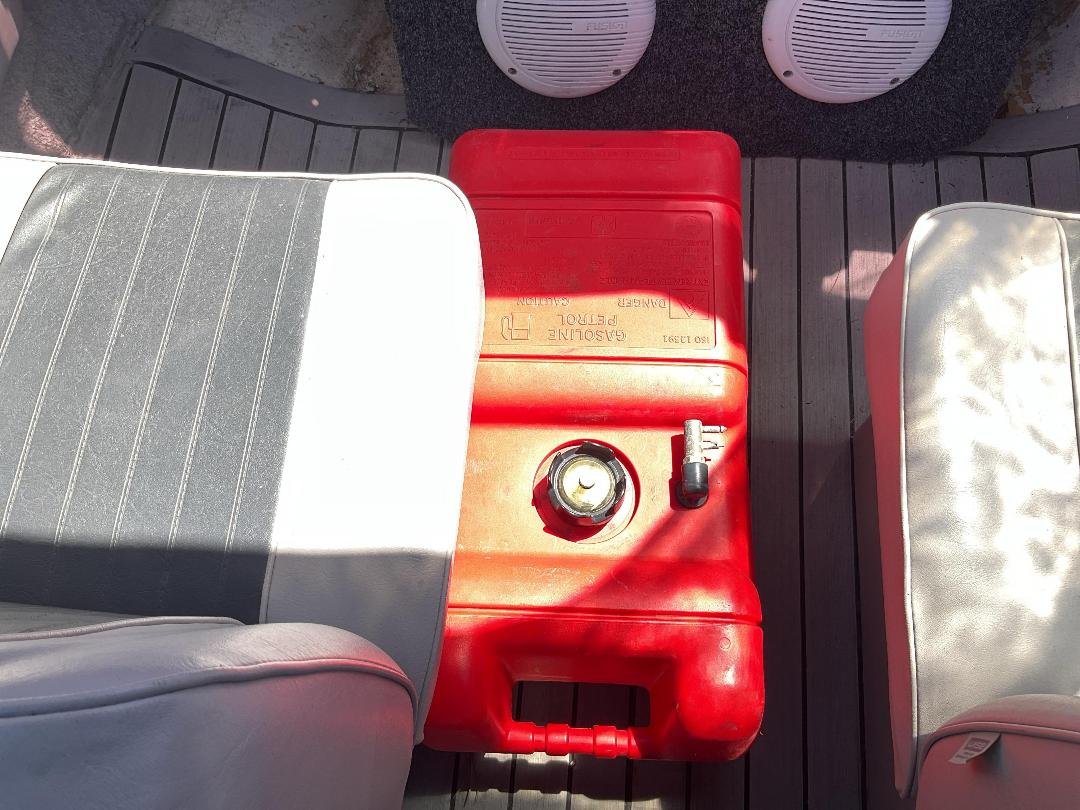 Photo '11' of 6N240 : 1989 Sea-Nymph Gullwing Photo '11' of 6N240 : 1989 Sea-Nymph Gullwing