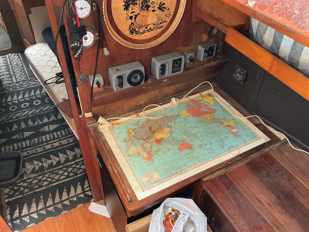 Photo '18' of 75560 : 1978 John Alden Ketch