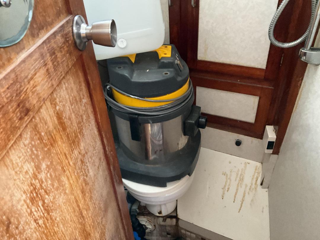 Photo '31' of 75560 : 1978 John Alden Ketch