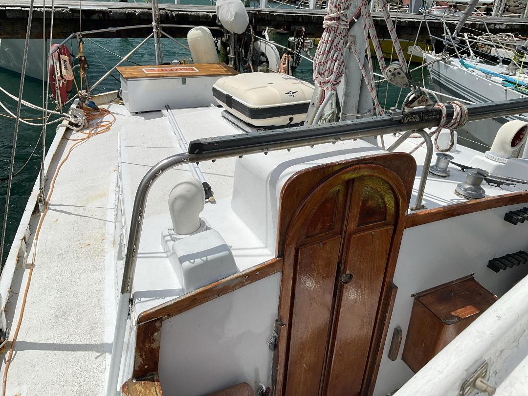 Photo '17' of 75560 : 1978 John Alden Ketch