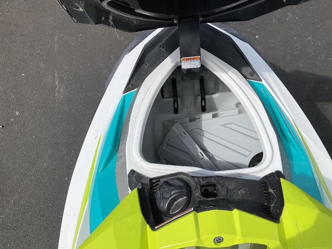 Photo '10' of 8S277 : 2018 Sea Doo GTI Photo '10' of 8S277 : 2018 Sea Doo GTI