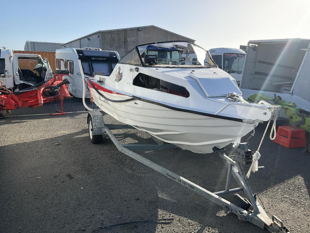 Photo '4' of 8R624 : 1990 McLay Bay Hunter 5m