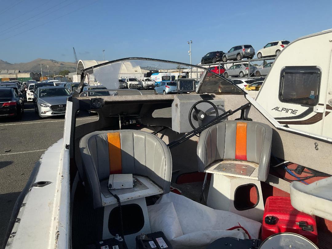 Photo '6' of 8R624 : 1990 McLay Bay Hunter 5m