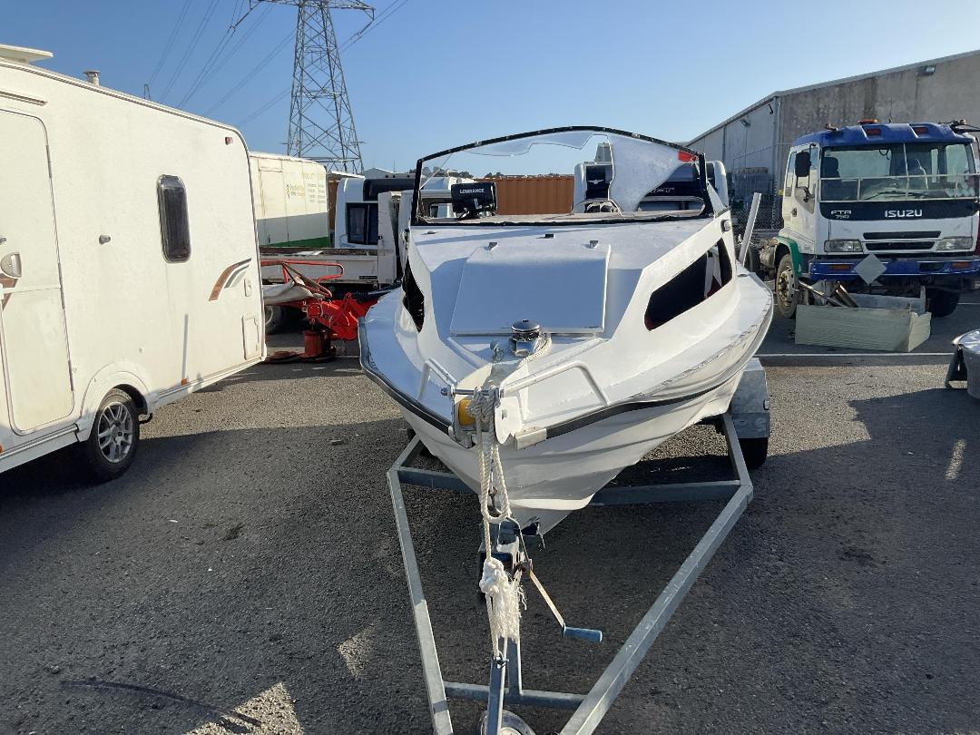 Photo '5' of 8R624 : 1990 McLay Bay Hunter 5m