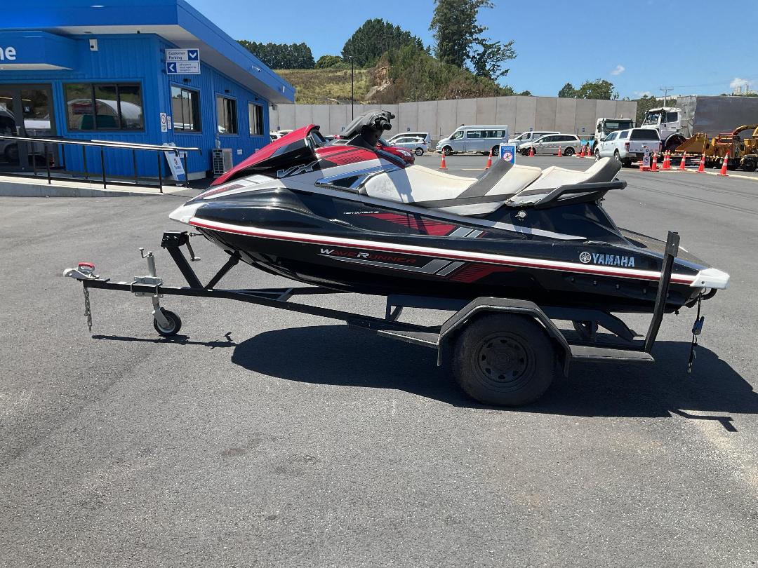 Photo '6' of 868L9 : 1997 Yamaha VX Wave Runner Photo '6' of 868L9 : 1997 Yamaha VX Wave Runner