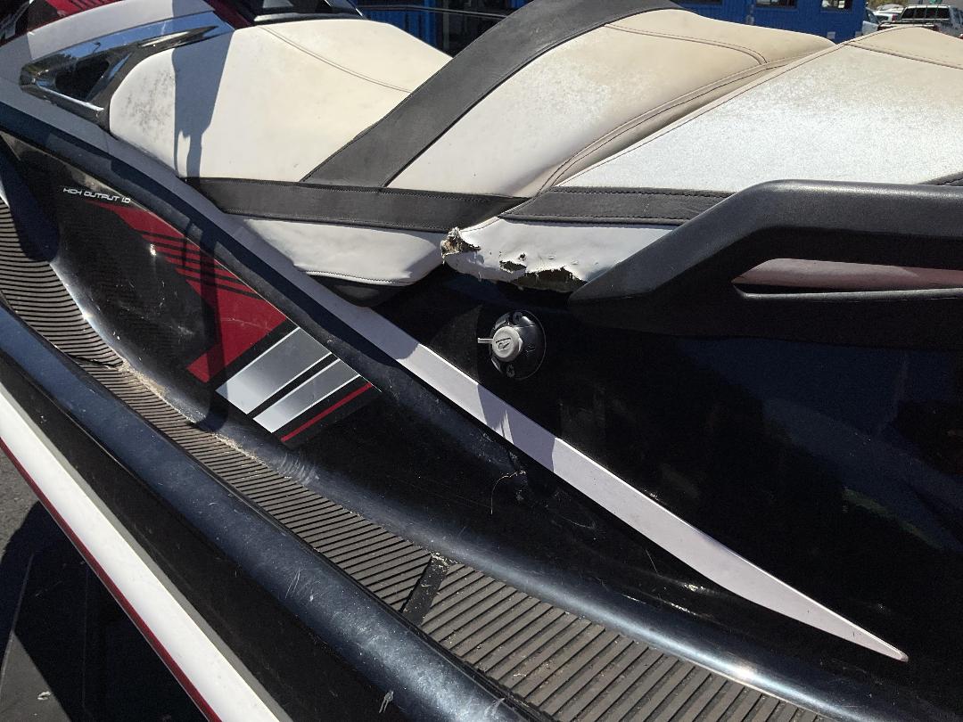 Photo '14' of 868L9 : 1997 Yamaha VX Wave Runner Photo '14' of 868L9 : 1997 Yamaha VX Wave Runner