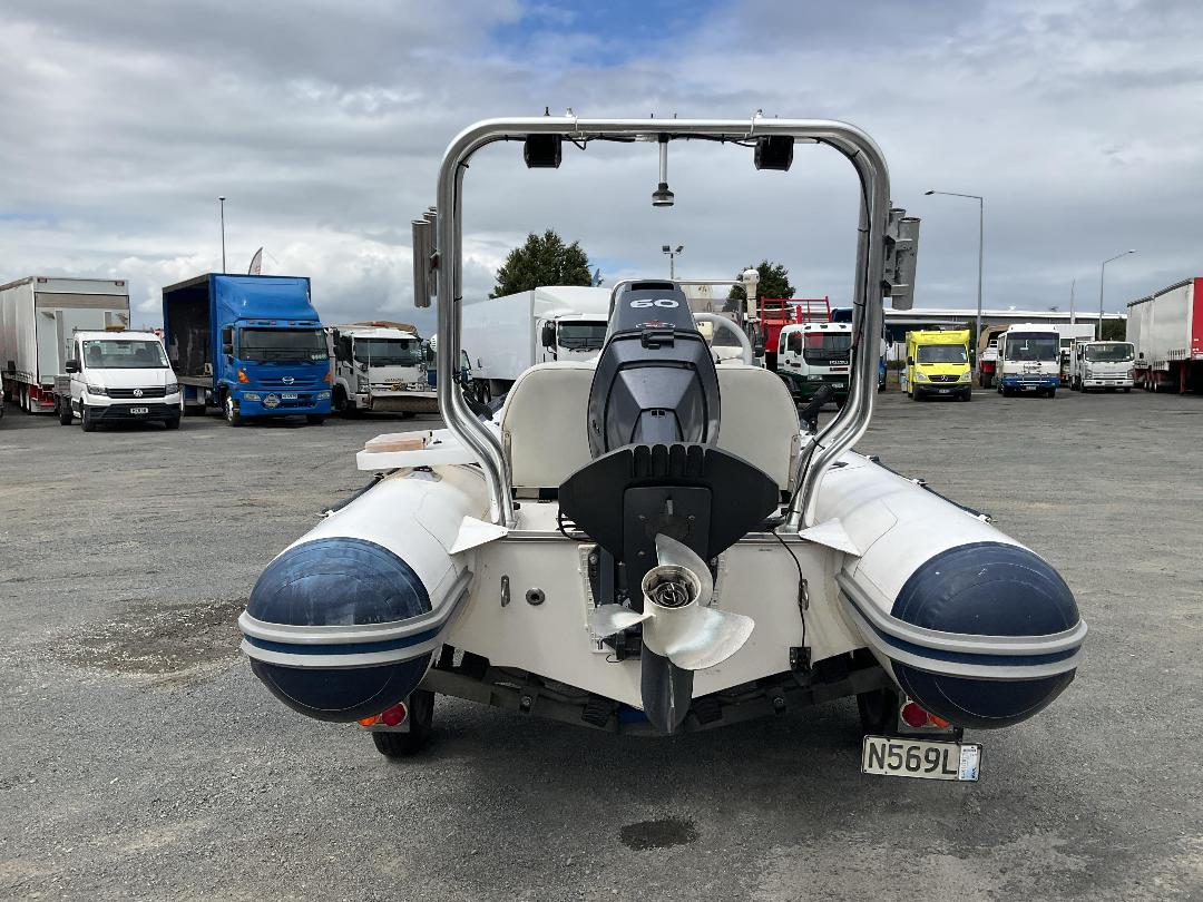 Photo '4' of Aurora Boat with 2009 Voyager Trailer