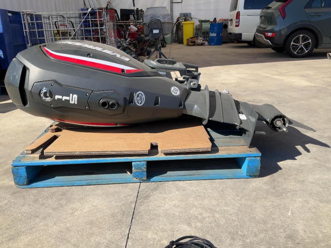 Photo '4' of  2020 Evinrude Outboard Motor ONLY 