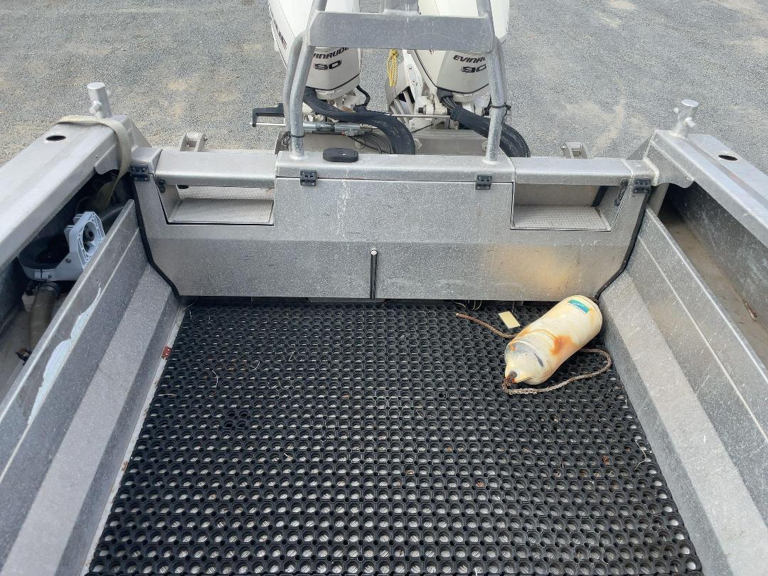 Photo '13' of G115T : 2006 Kiwi Kraft 550