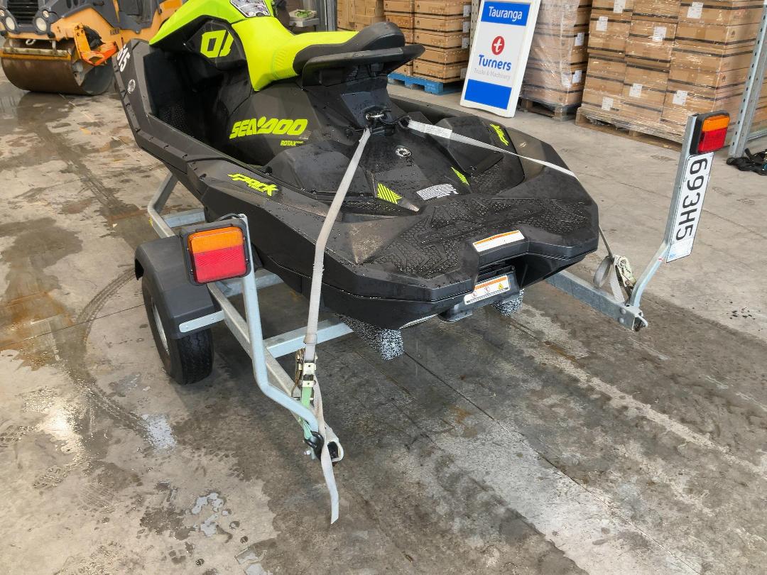 Photo '18' of 2023 Sea-Doo Spark TRIXX 90