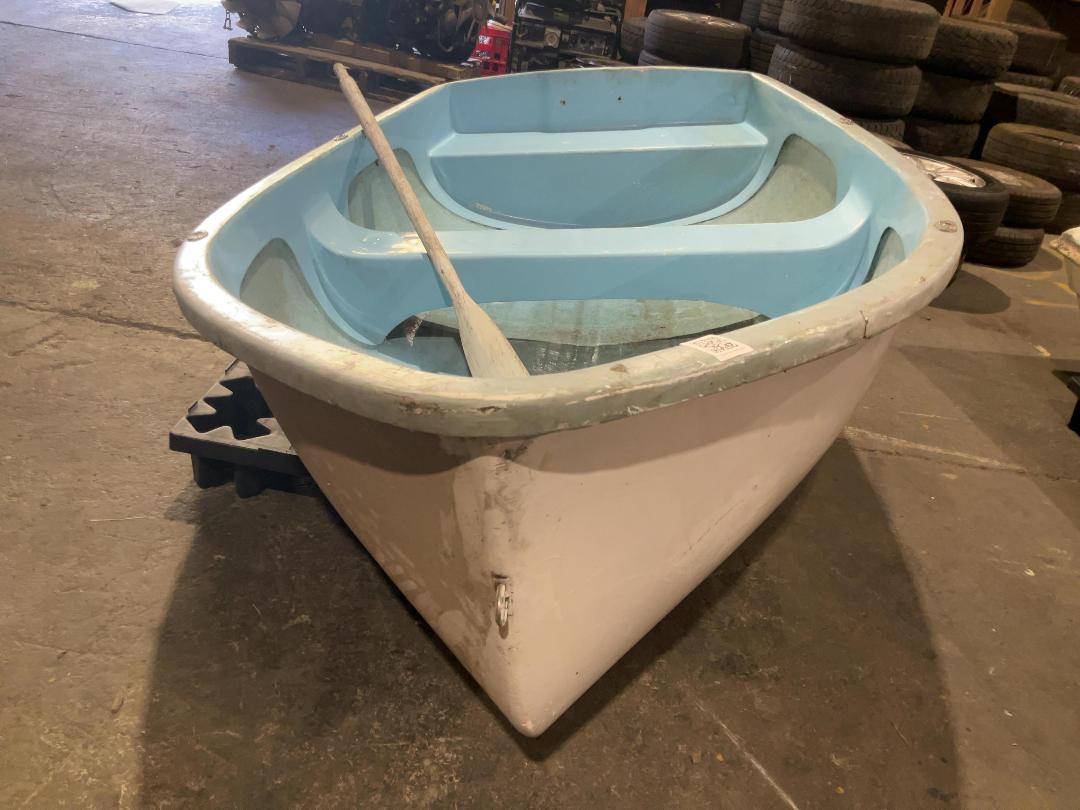 Photo '2' of Dinghy