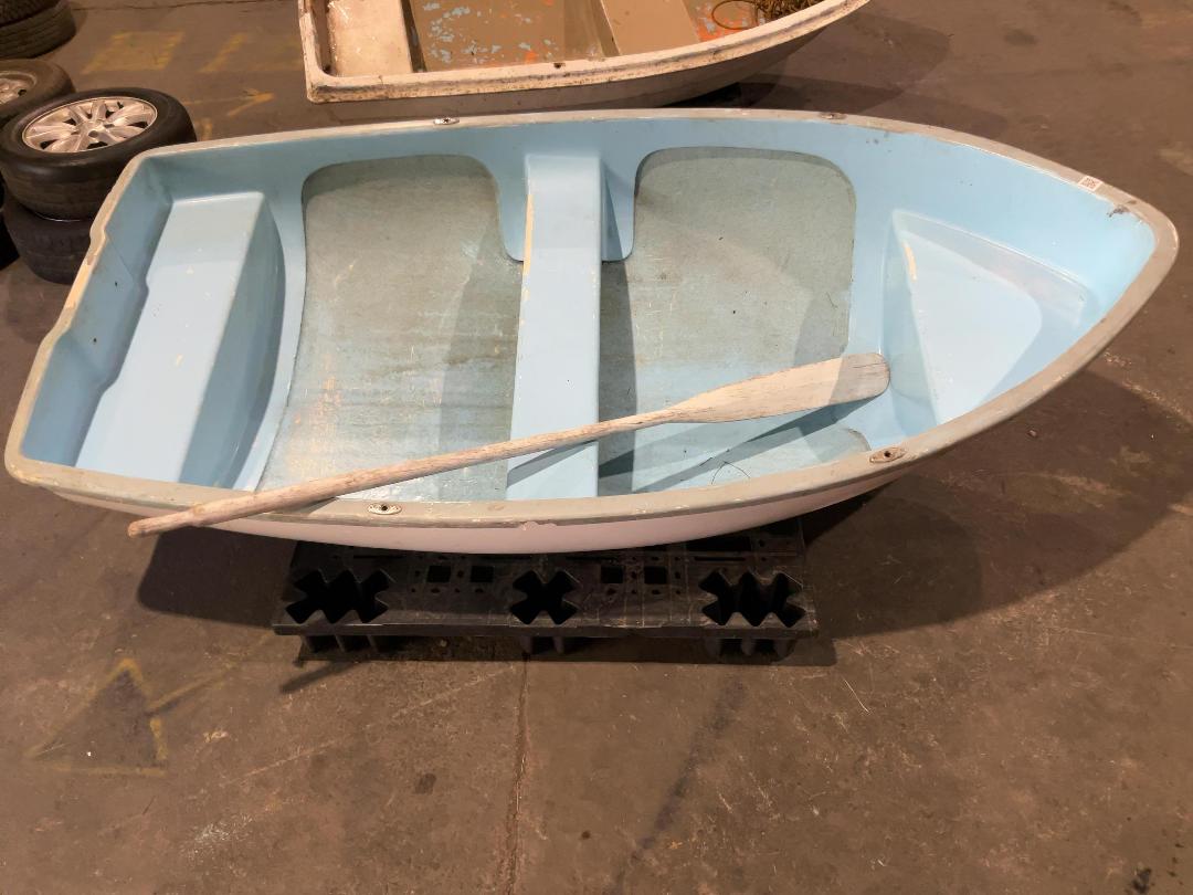 Photo '4' of Dinghy