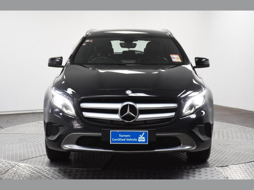 Photo '2' of Mercedes-Benz GLA200 Photo '2' of Mercedes-Benz GLA200