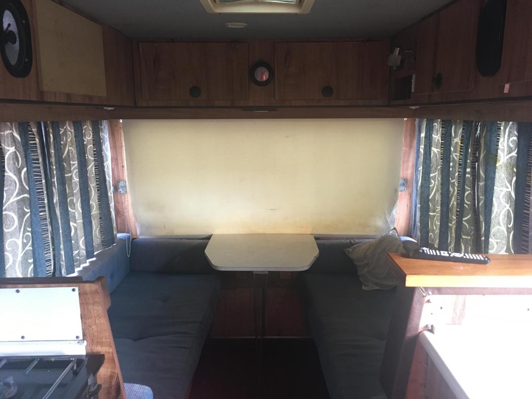 Photo '9' of Mitsubishi Canter Motorhome Photo '9' of Mitsubishi Canter Motorhome