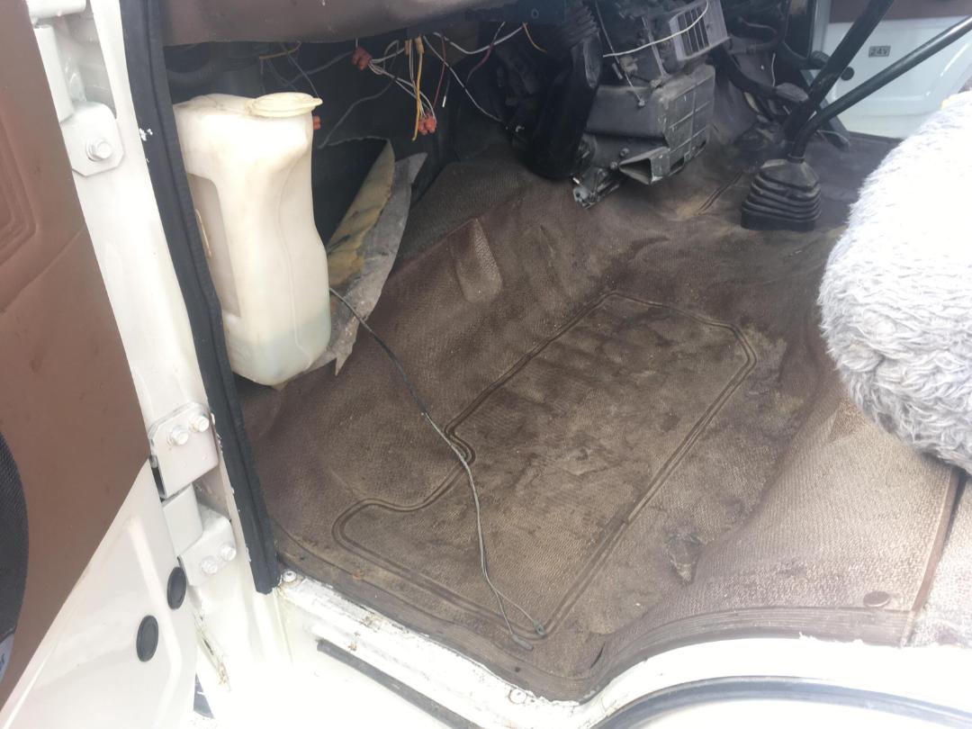 Photo '25' of Mitsubishi Canter Motorhome Photo '25' of Mitsubishi Canter Motorhome