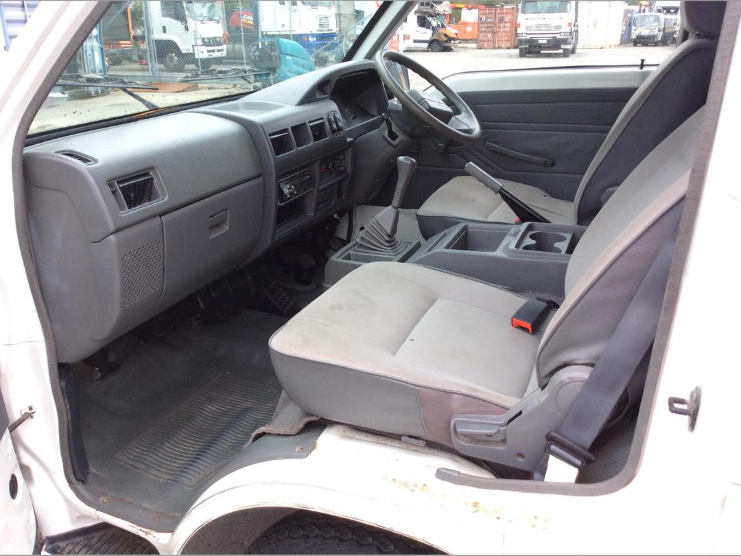 Photo '13' of Mitsubishi Express 2.4 EFI Motorhome Photo '13' of Mitsubishi Express 2.4 EFI Motorhome