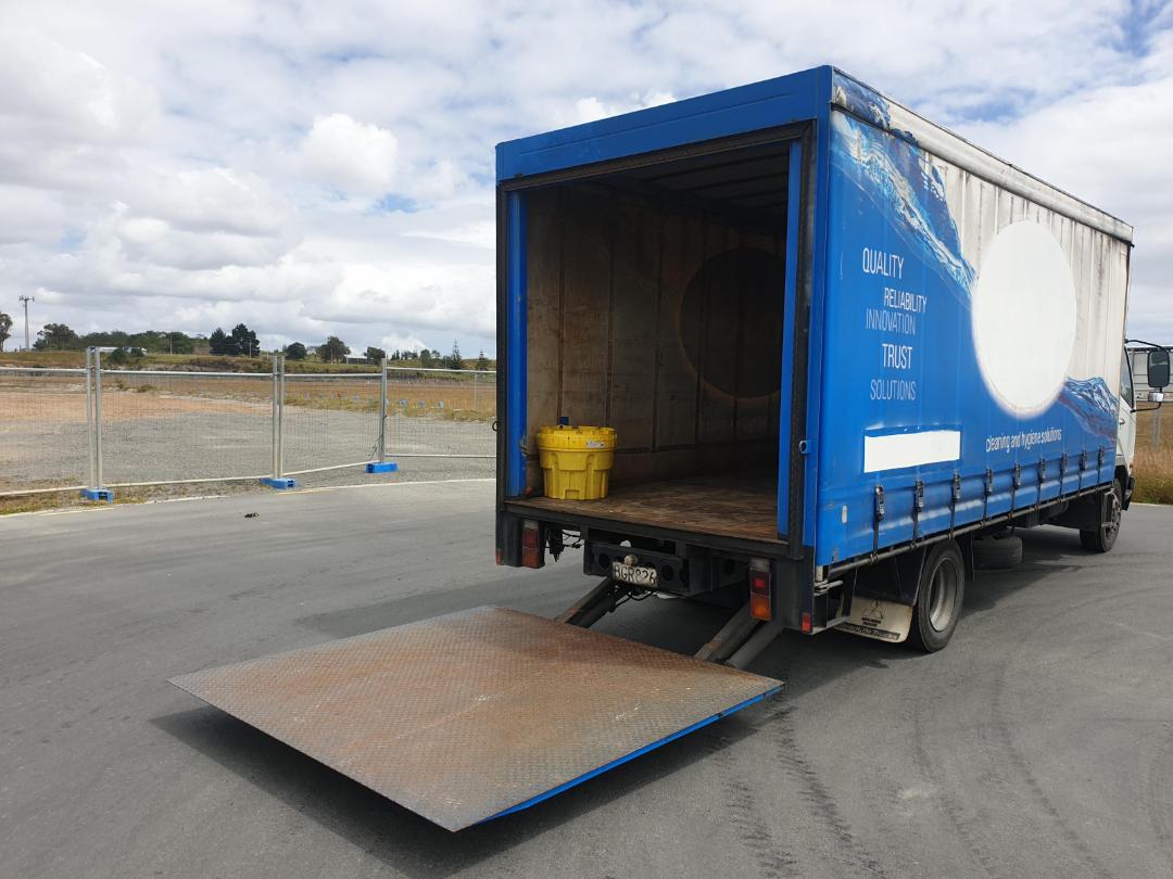 Photo '14' of Mitsubishi Fighter 4X2 6.5 Tonne Curtainsider Photo '14' of Mitsubishi Fighter 4X2 6.5 Tonne Curtainsider
