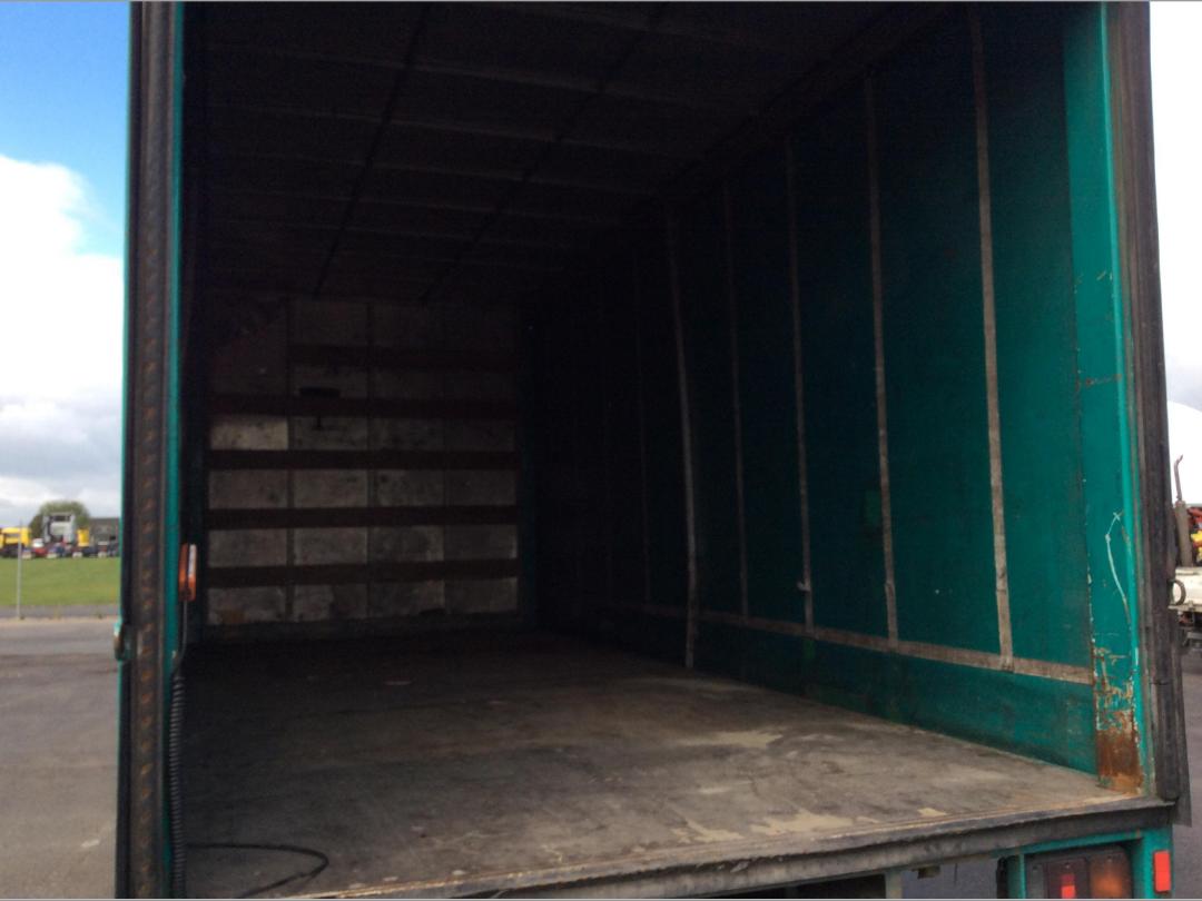 Photo '13' of Mitsubishi Fighter FK190K2 Curtainsider Photo '13' of Mitsubishi Fighter FK190K2 Curtainsider