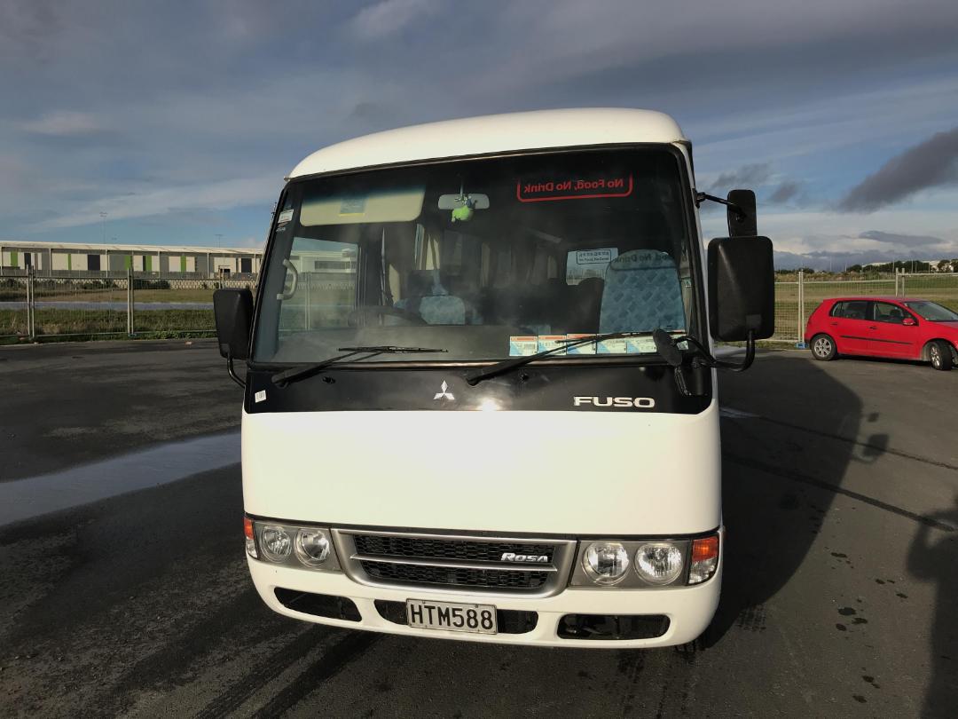 Photo '12' of MITSUBISHI FUSO ROSA LWB CUSTOM AUTO Bus Photo '12' of MITSUBISHI FUSO ROSA LWB CUSTOM AUTO Bus