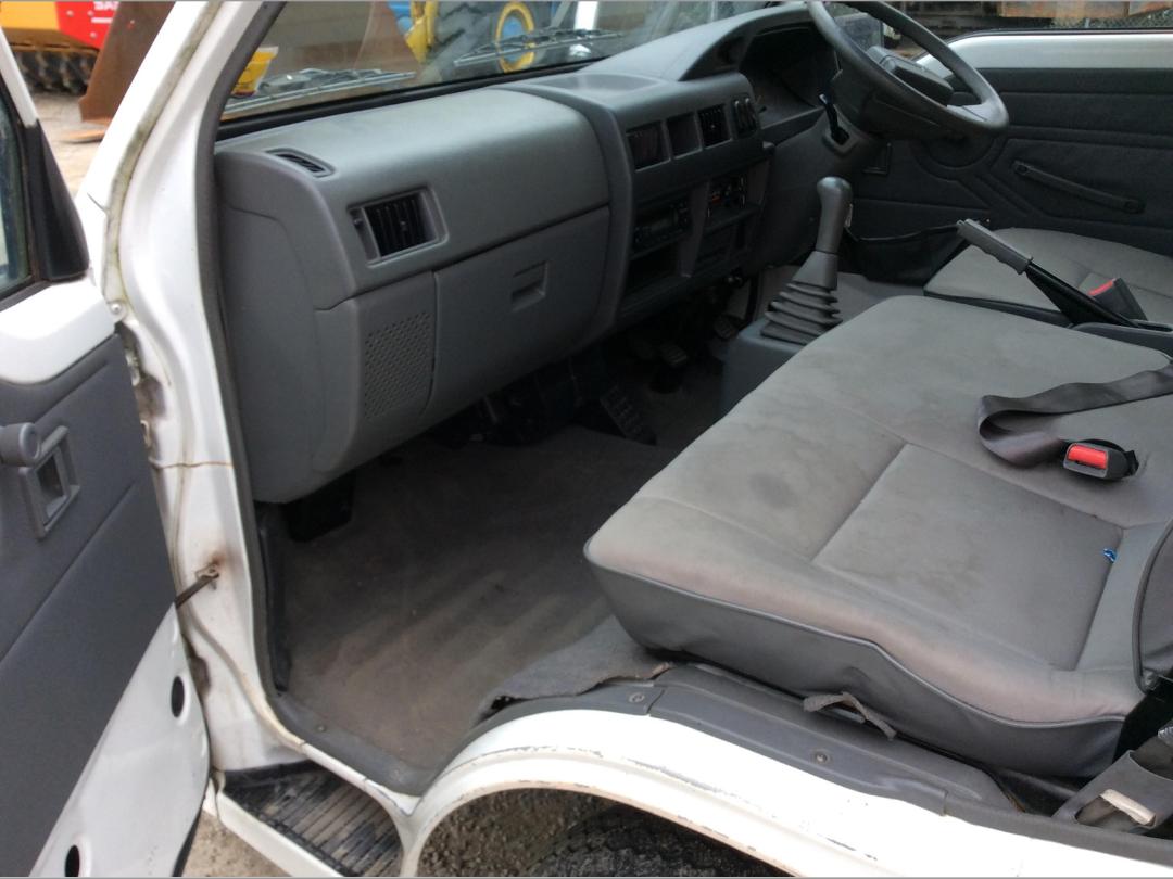 Photo '13' of Mitsubishi L300 2.4P SWB 4 DOOR Motorhome Photo '13' of Mitsubishi L300 2.4P SWB 4 DOOR Motorhome