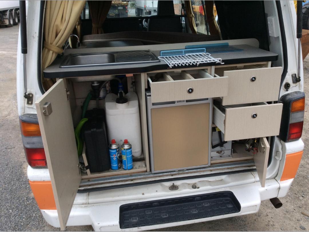Photo '14' of Mitsubishi L300 2.4P SWB 4 DOOR Motorhome Photo '14' of Mitsubishi L300 2.4P SWB 4 DOOR Motorhome