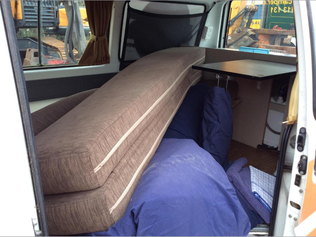 Photo '18' of Mitsubishi L300 2.4P SWB 4 DOOR Motorhome Photo '18' of Mitsubishi L300 2.4P SWB 4 DOOR Motorhome