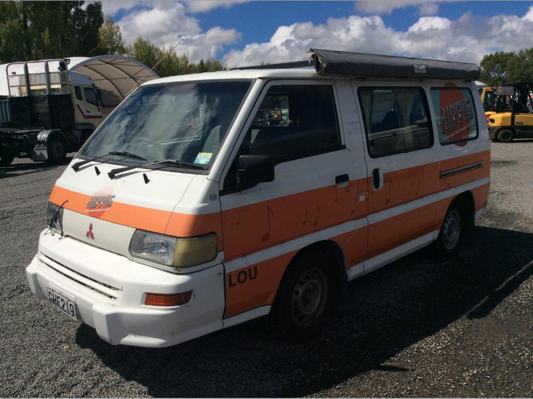 Photo '8' of Mitsubishi L300 2.4P SWB 4 DOOR Motorhome Photo '8' of Mitsubishi L300 2.4P SWB 4 DOOR Motorhome