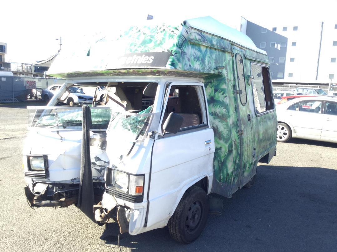 Photo '4' of Mitsubishi L300 Motorhome Photo '4' of Mitsubishi L300 Motorhome