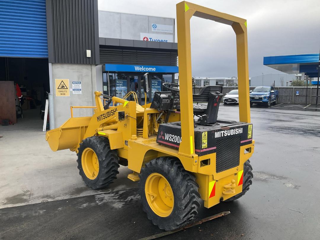 Photo '7' of Mitsubishi Loader WS200A Wheel Loader Photo '7' of Mitsubishi Loader WS200A Wheel Loader