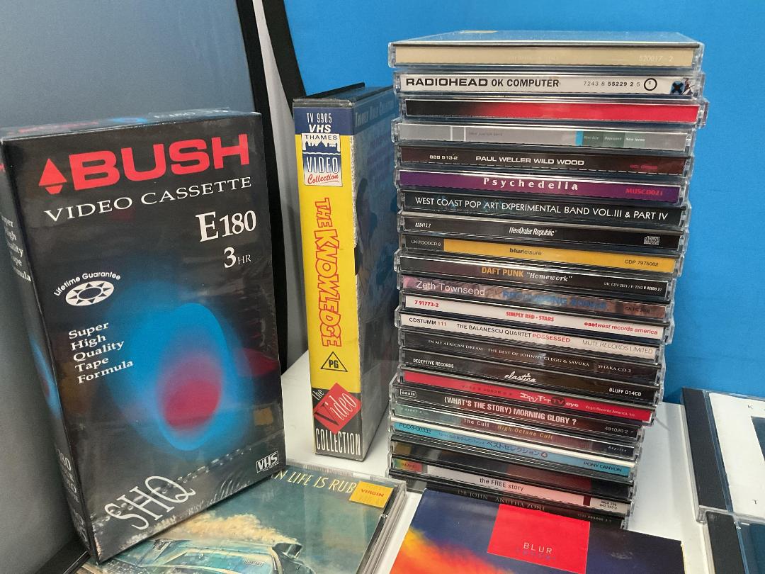 Photo '13' of Bulk Lot of Various CDs