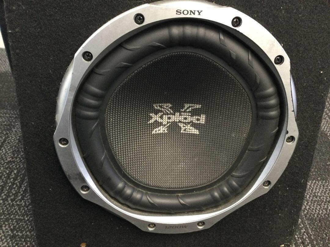 Photo '2' of Sony Xplod Speaker