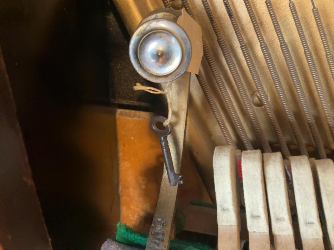 Photo '5' of W.Danemann & Co Upright Piano