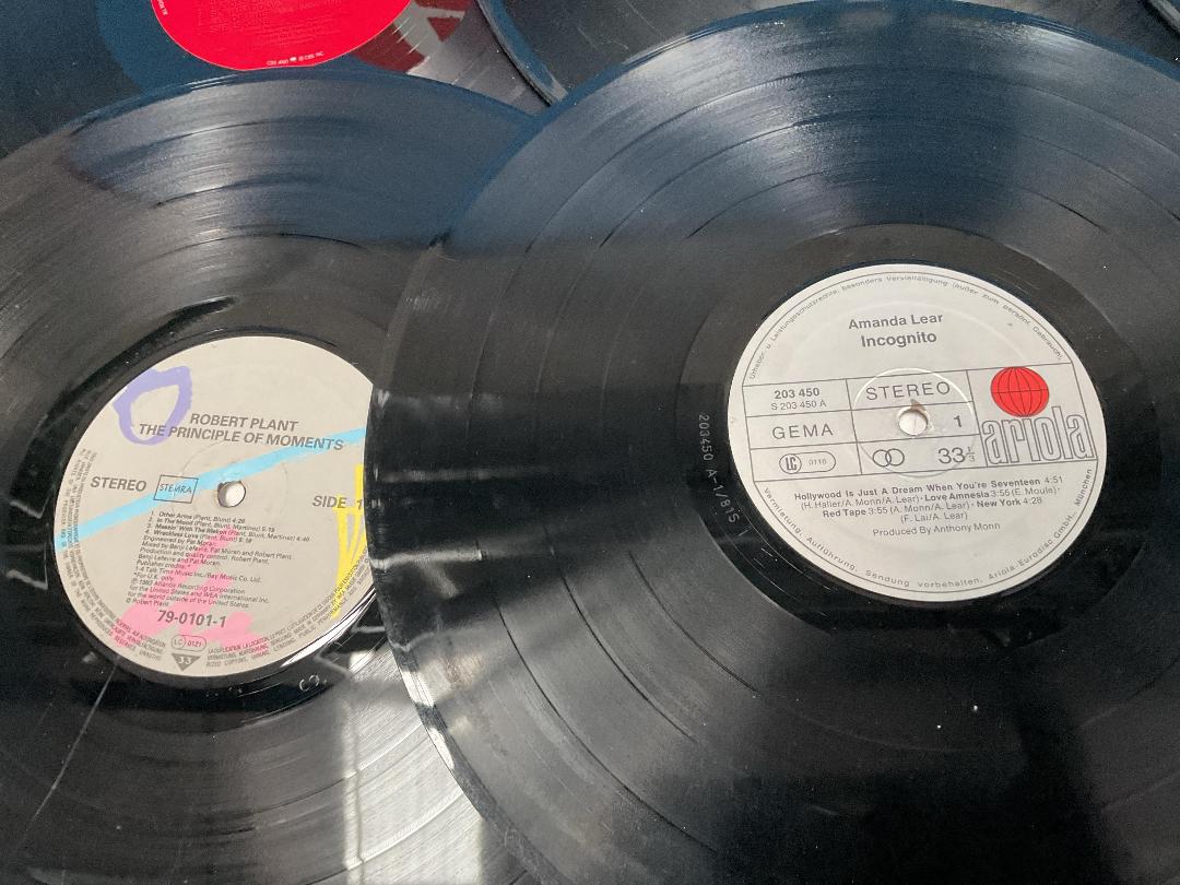 Photo '9' of Various Records - Blondie, The Beach Boys Etc Photo '9' of Various Records - Blondie, The Beach Boys Etc