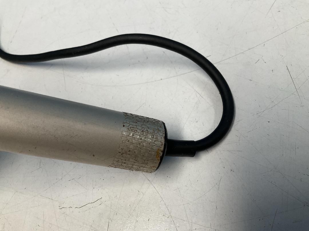 Photo '12' of AKAI ADM-40 Dynamic Microphone