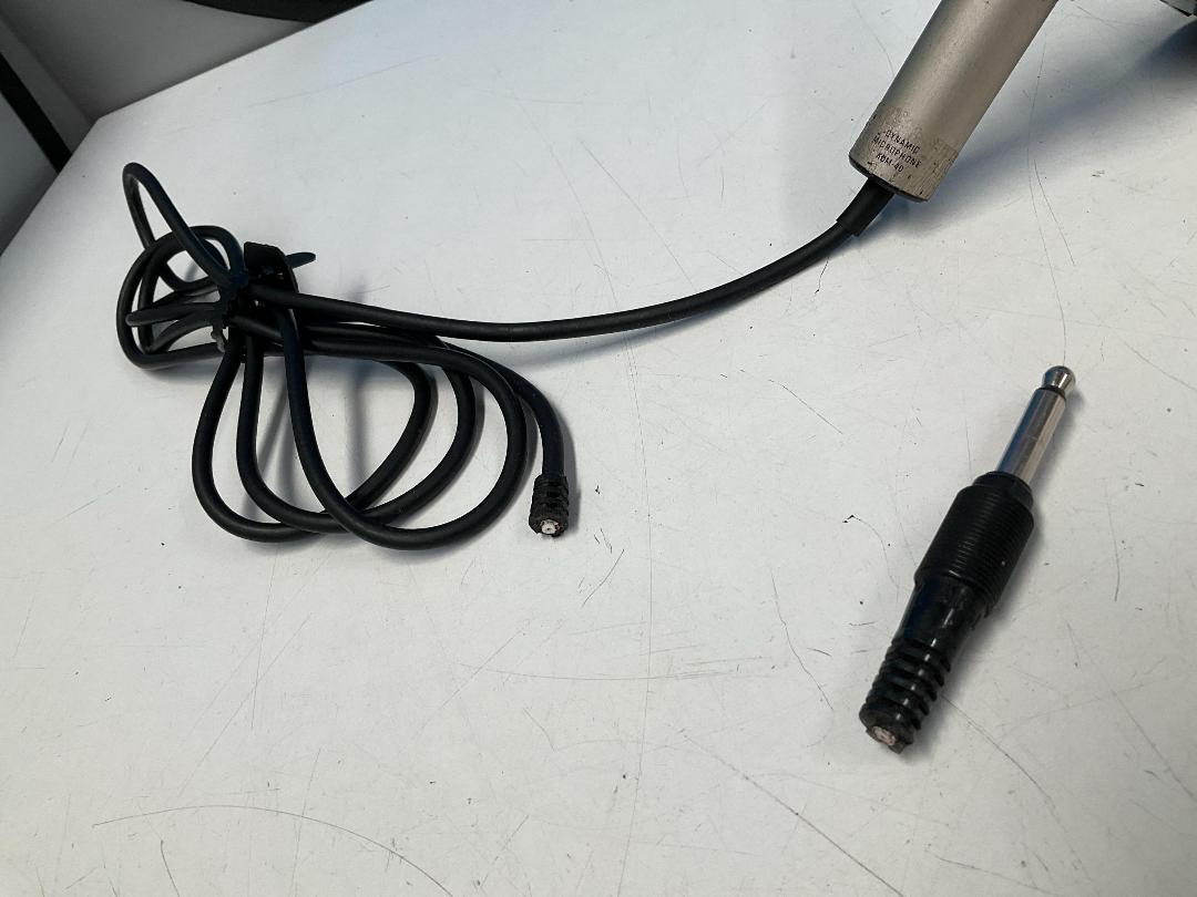 Photo '8' of AKAI ADM-40 Dynamic Microphone - Plug Has Been Cut Off