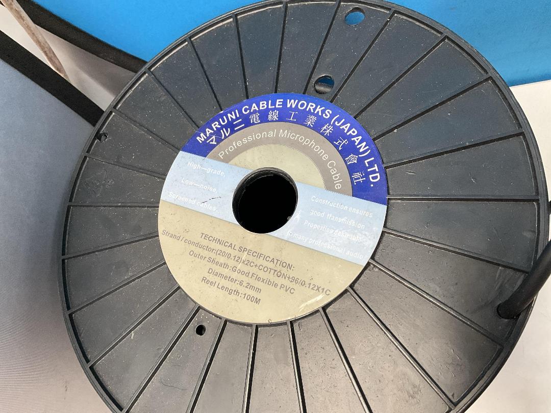 Photo '3' of Assortment of Music Equipment Etc - Cables, GaAs FET RX-Amp, Sony Microphone Etc