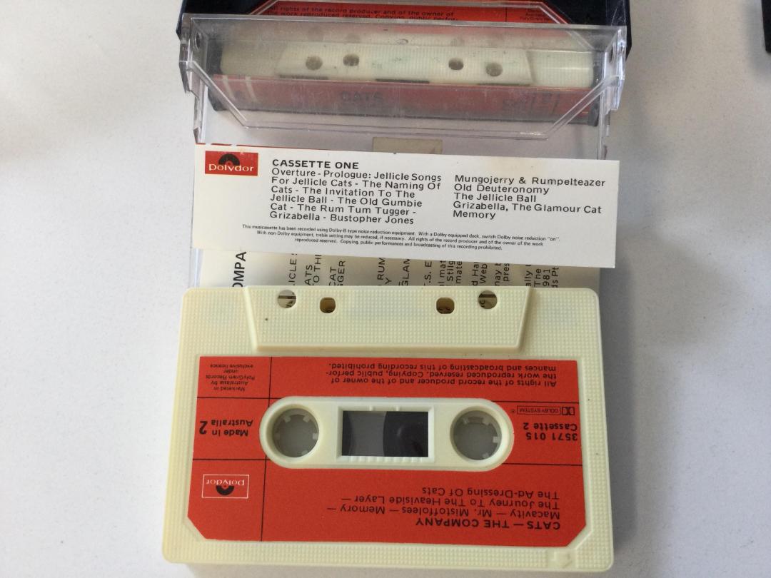 Photo '4' of Cats - 2 cassettes Photo '4' of Cats - 2 cassettes