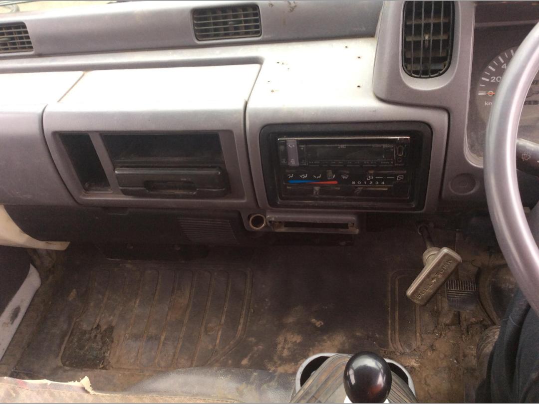 Photo '11' of Nissan Atlas 200 Flatdeck Photo '11' of Nissan Atlas 200 Flatdeck