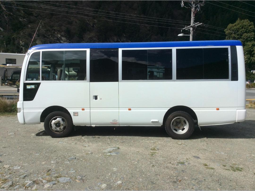Photo '7' of Nissan Civilian Minibus Photo '7' of Nissan Civilian Minibus