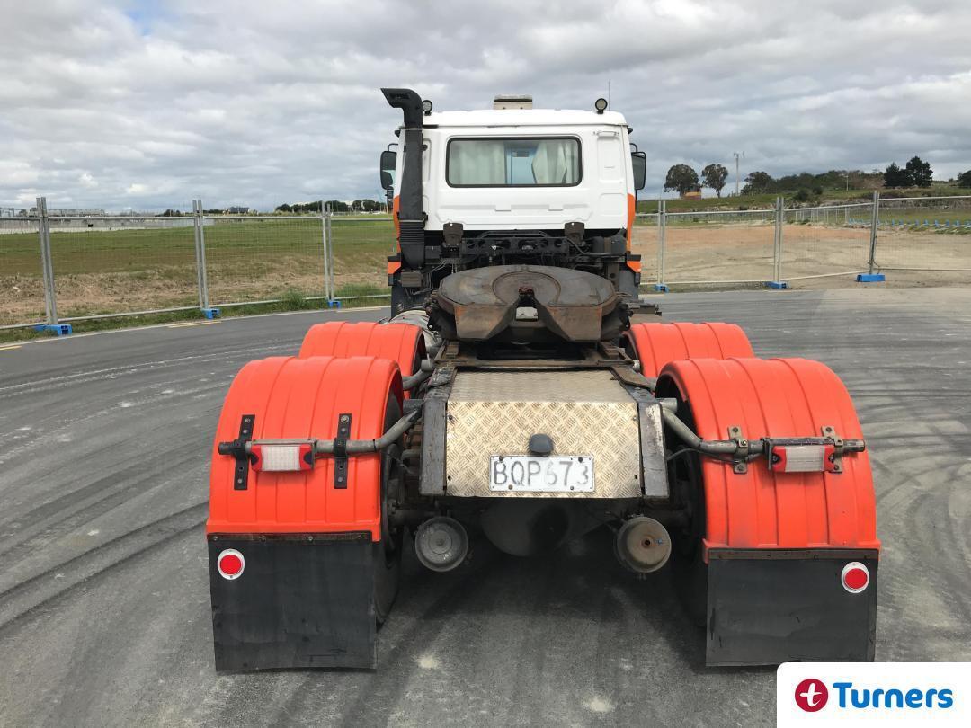 Photo '10' of Nissan Diesel CW400S S Tractor-Unit Photo '10' of Nissan Diesel CW400S S Tractor-Unit
