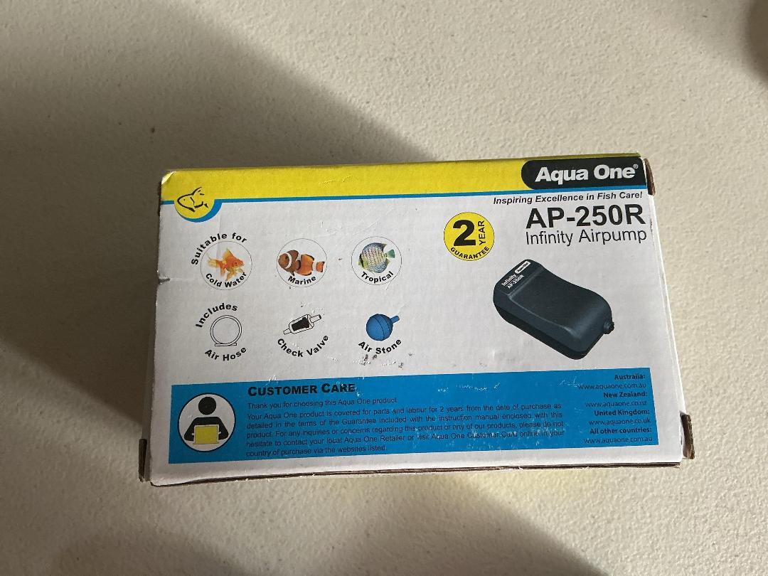 Photo '2' of Aqua One AP-250R Infinity Air Pump Photo '2' of Aqua One AP-250R Infinity Air Pump