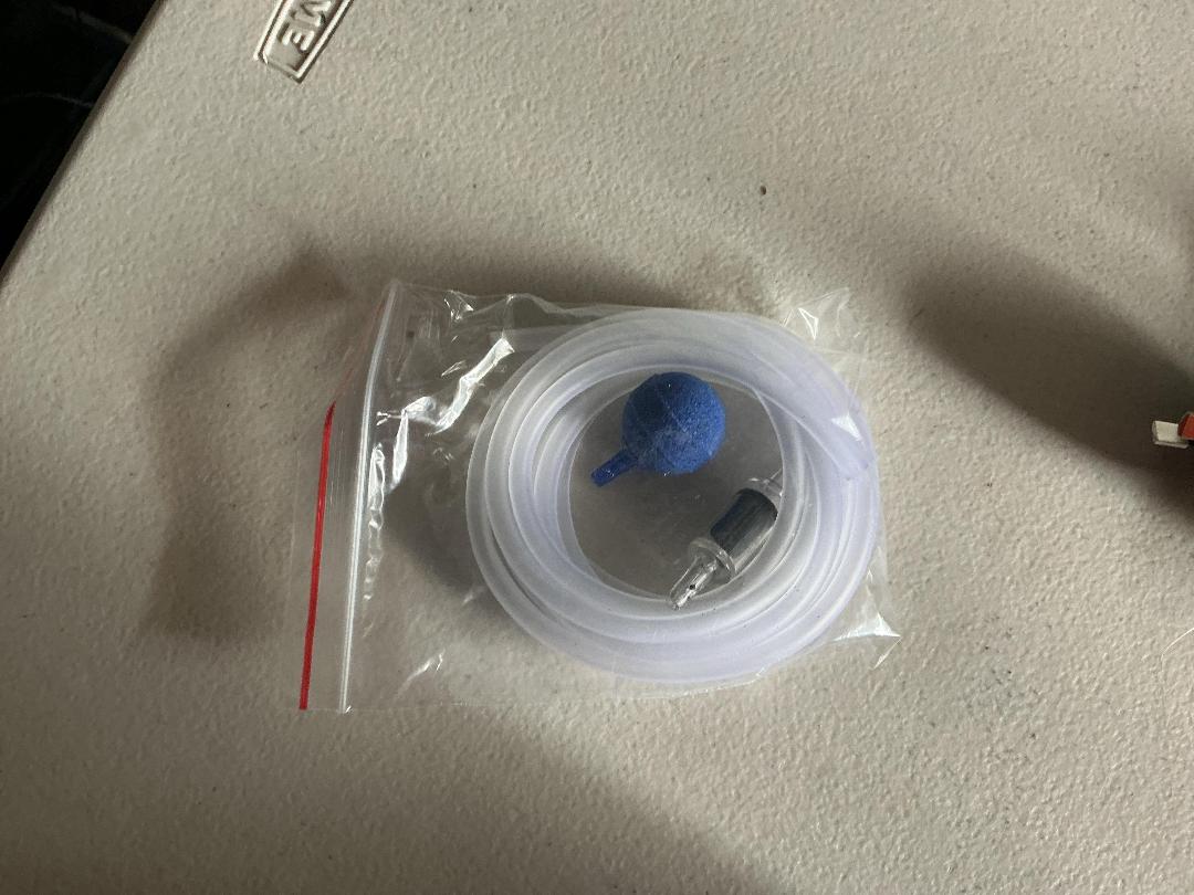 Photo '6' of Aqua One AP-250R Infinity Air Pump Photo '6' of Aqua One AP-250R Infinity Air Pump