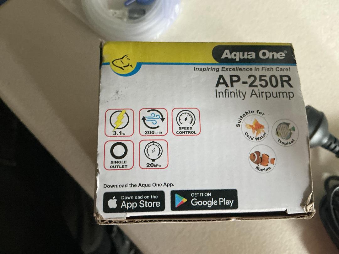 Photo '3' of Aqua One AP-250R Infinity Air Pump Photo '3' of Aqua One AP-250R Infinity Air Pump