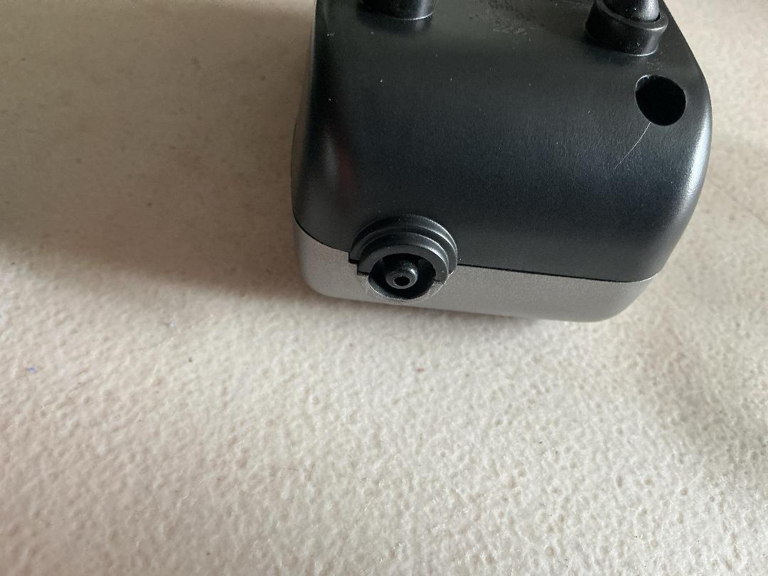 Photo '8' of Aqua One AP-250R Infinity Air Pump Photo '8' of Aqua One AP-250R Infinity Air Pump