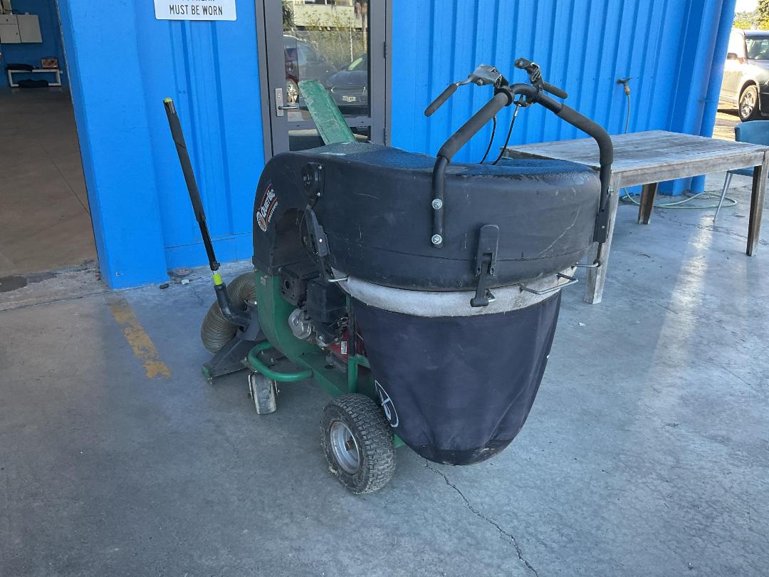 Photo '4' of Quiet Vac Billy Goat Other Machine Photo '4' of Quiet Vac Billy Goat Other Machine