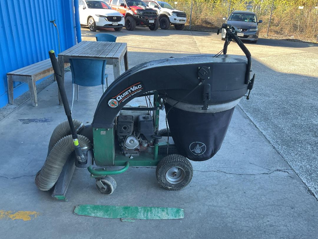 Photo '5' of Quiet Vac Billy Goat Other Machine Photo '5' of Quiet Vac Billy Goat Other Machine