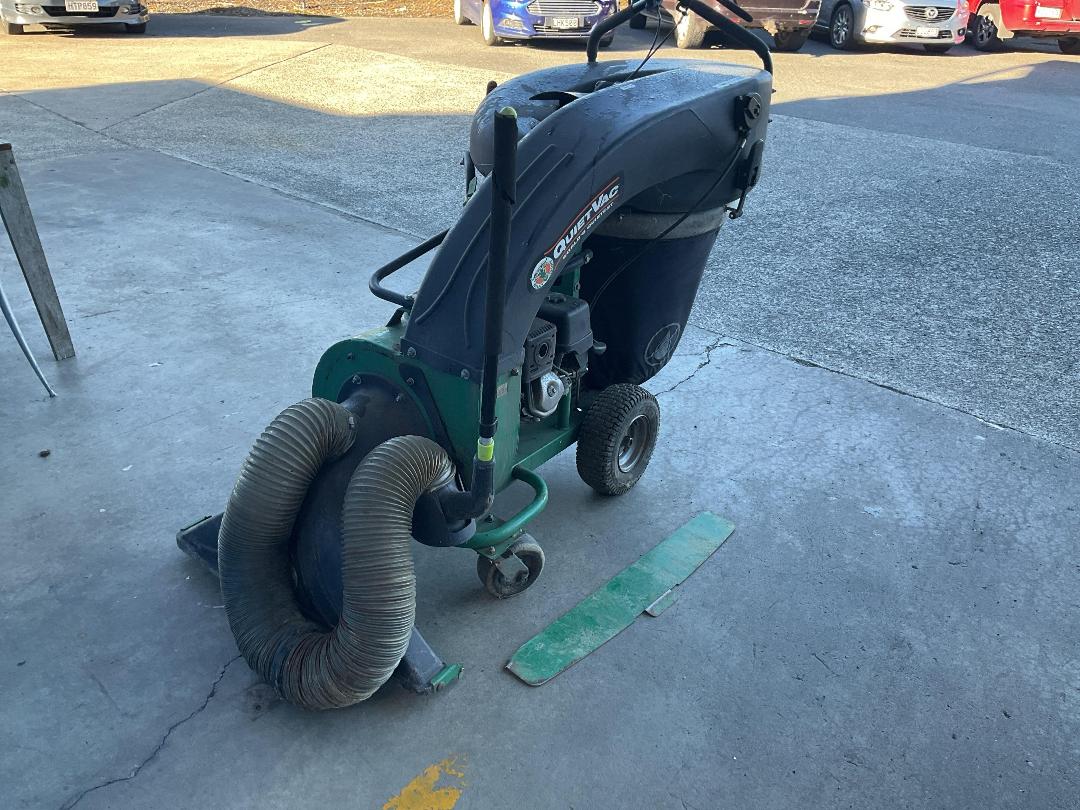 Photo '6' of Quiet Vac Billy Goat Other Machine Photo '6' of Quiet Vac Billy Goat Other Machine