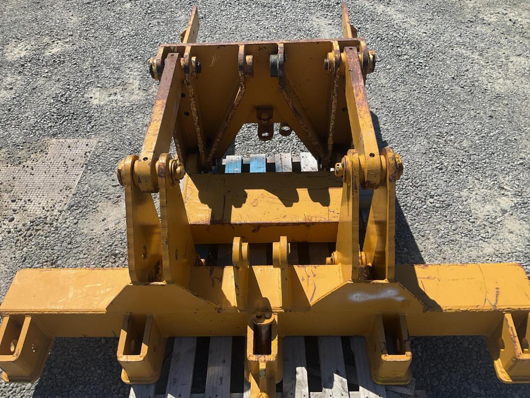 Photo '3' of Ripper Attachment Bulldozer Or Grader